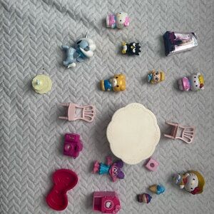 Random Trinket/Toy Bundle